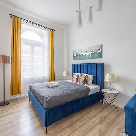 Exlcusive & Elizabeth24 Grand בודפשט