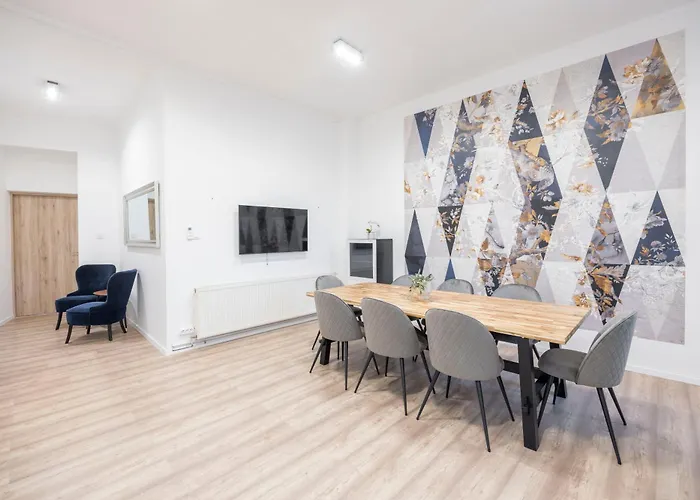 Exlcusive & Elizabeth24 Grand Apartment *