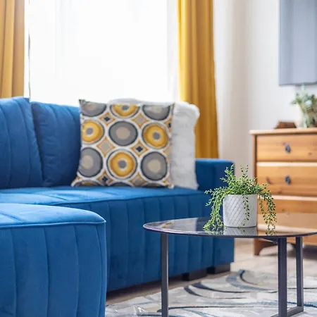 Exlcusive & Elizabeth24 Grand * Budapest